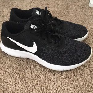 Nike Flex Contact Women’s shoes!